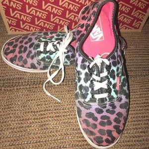 Leopard Vans